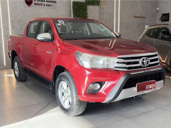 TOYOTA HILUX 2.8 SRV 4X4 CD 16V DIESEL 4P AUTOMÁTICO TOYOTA HILUX 2.8 SRV 4X4 CD 16V DIESEL 4P AUTOMÁTICO